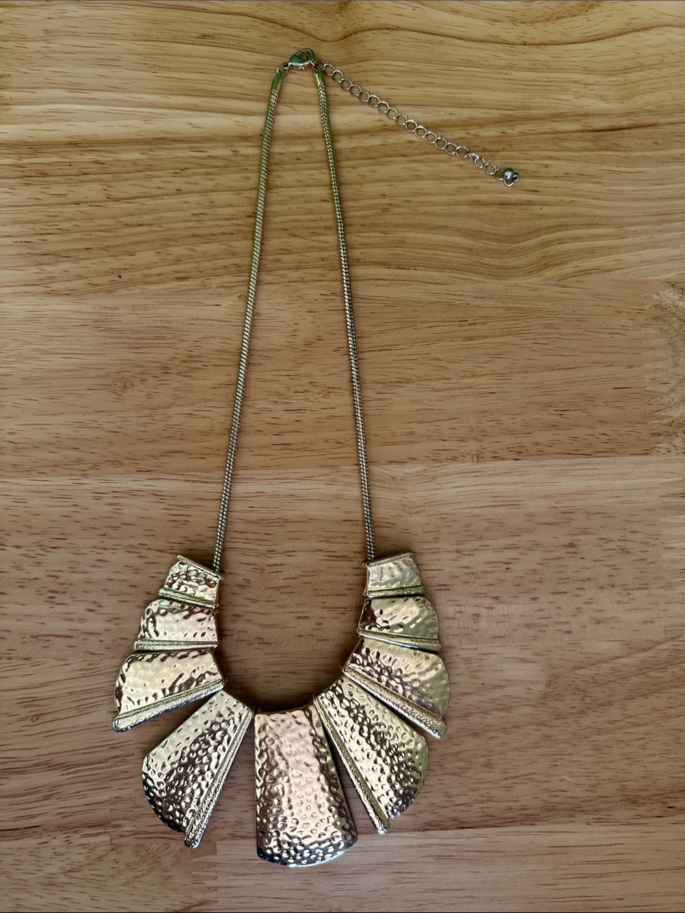 Necklace Gold Tone